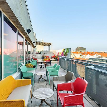 Ibis Styles Ljubljana Centre Hotel Bagian luar foto