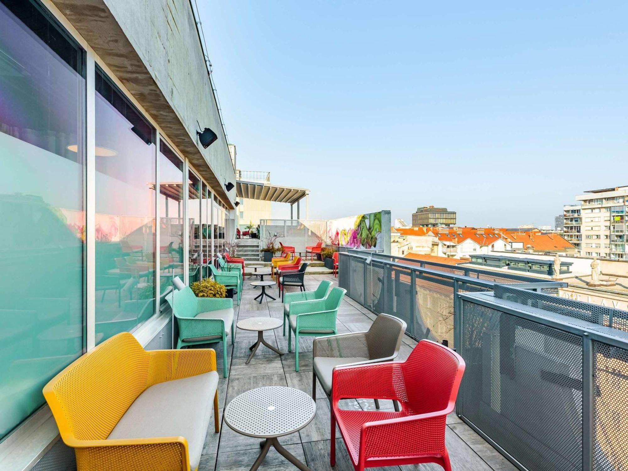Ibis Styles Ljubljana Centre Hotel Bagian luar foto