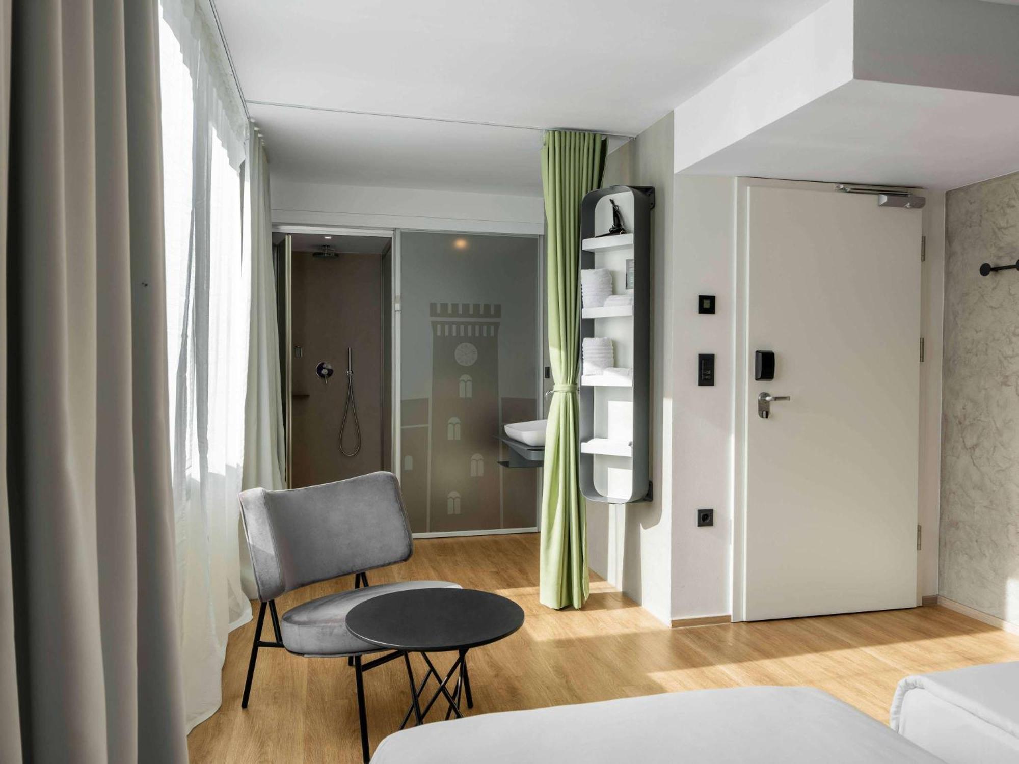 Ibis Styles Ljubljana Centre Hotel Bagian luar foto