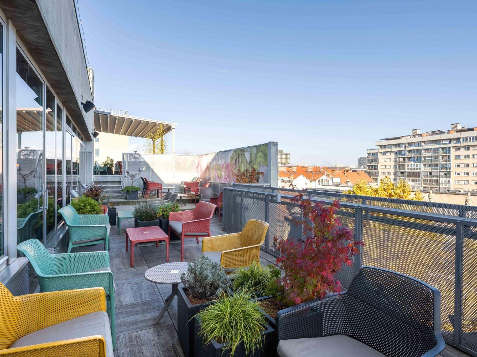 Ibis Styles Ljubljana Centre Hotel Bagian luar foto